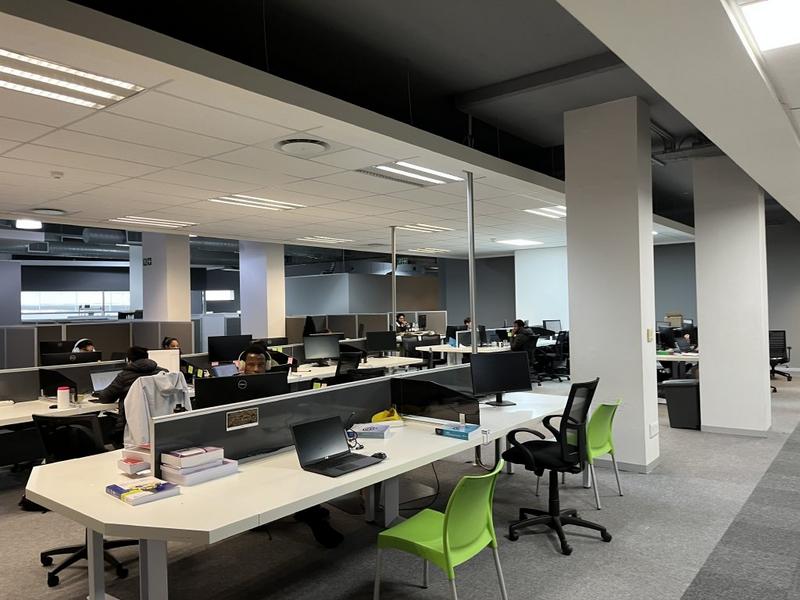To Let commercial Property for Rent in Northgate Island Western Cape